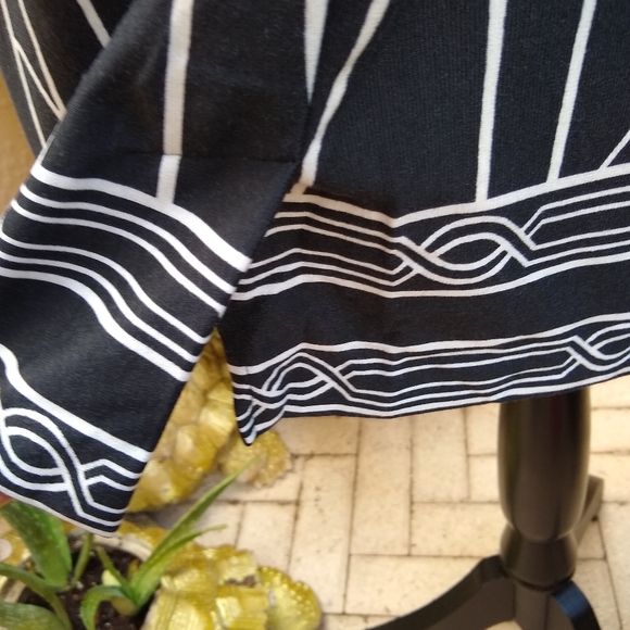 32% Price Drop! Dress, Great for work or play! - Picture 3 of 3